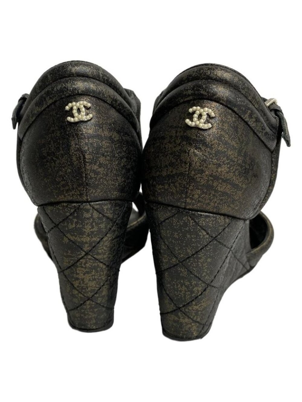 Chanel Sandals 5.5 C Gold Black Wedge Sole CC Logo Faux Pearl Leather - Picture 3 of 7